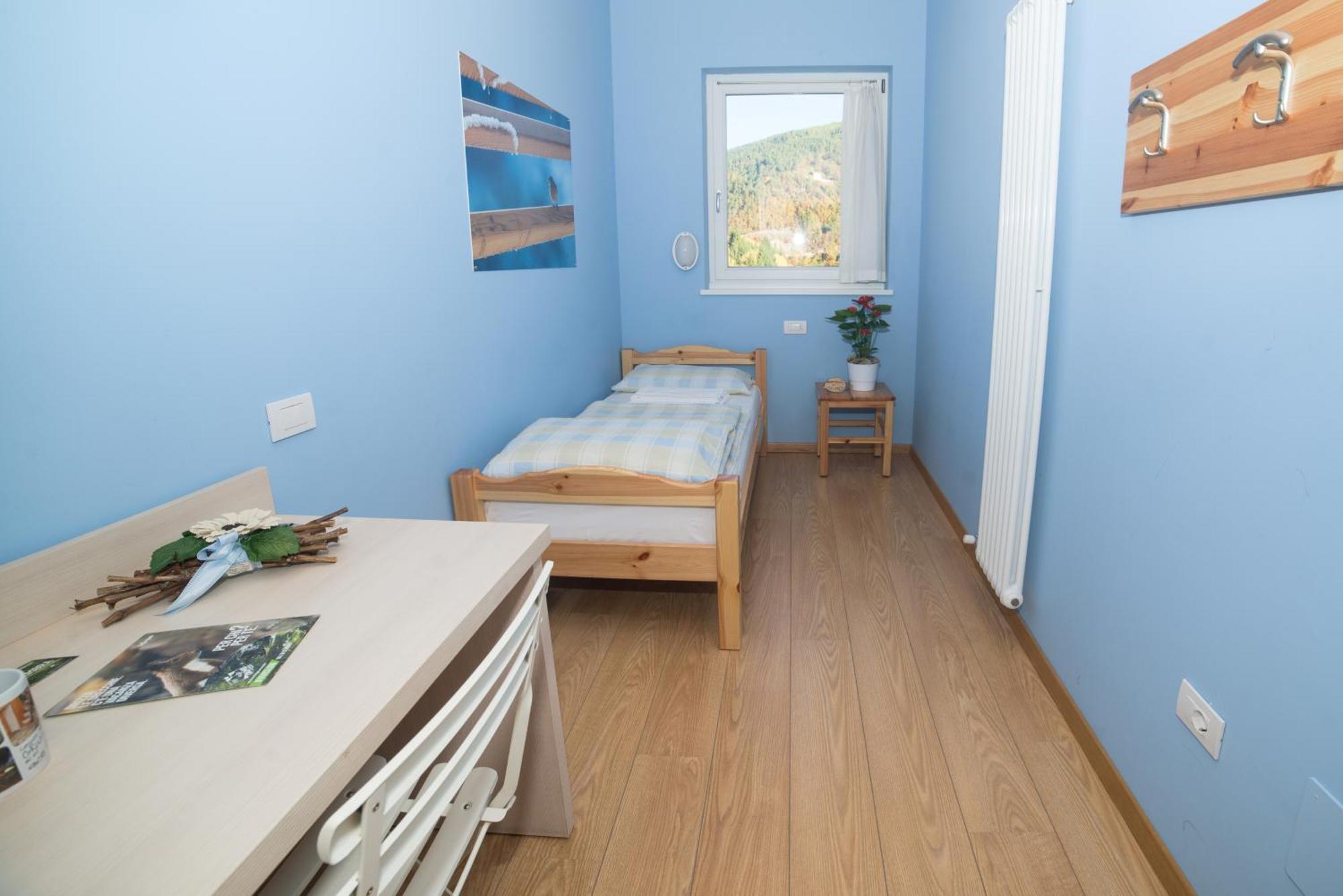 Hostel L'Ost - Ostello Di Grumes Стая снимка