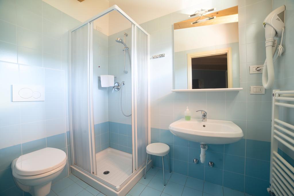 Hostel L'Ost - Ostello Di Grumes Екстериор снимка