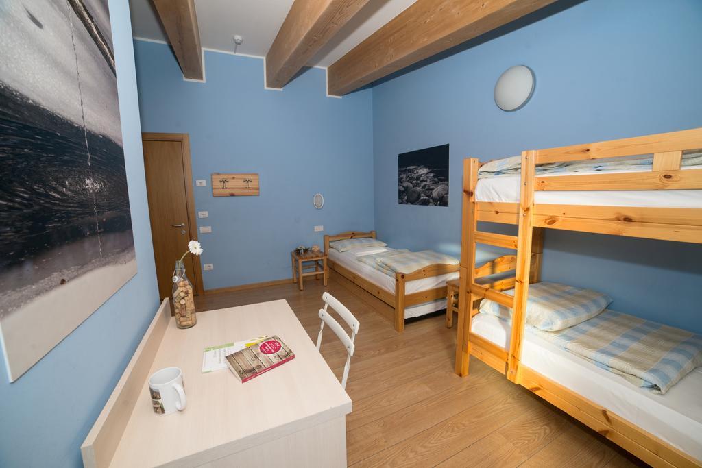 Hostel L'Ost - Ostello Di Grumes Екстериор снимка