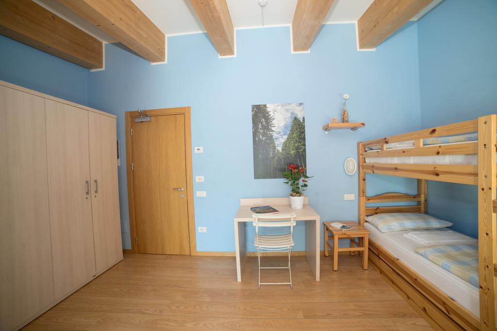 Hostel L'Ost - Ostello Di Grumes Екстериор снимка