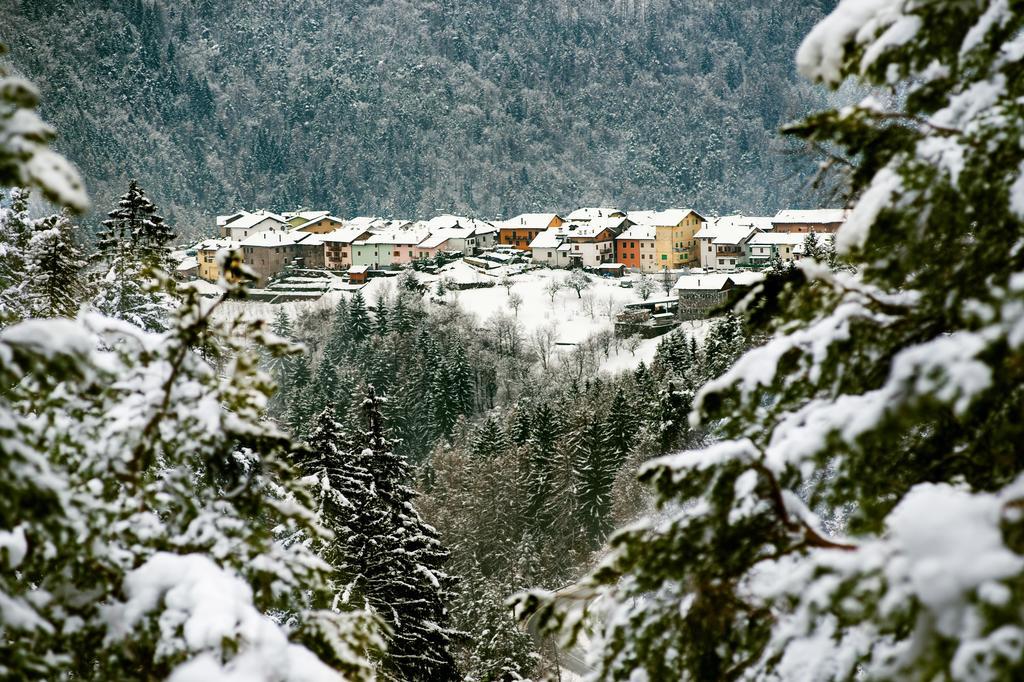Hostel L'Ost - Ostello Di Grumes Екстериор снимка